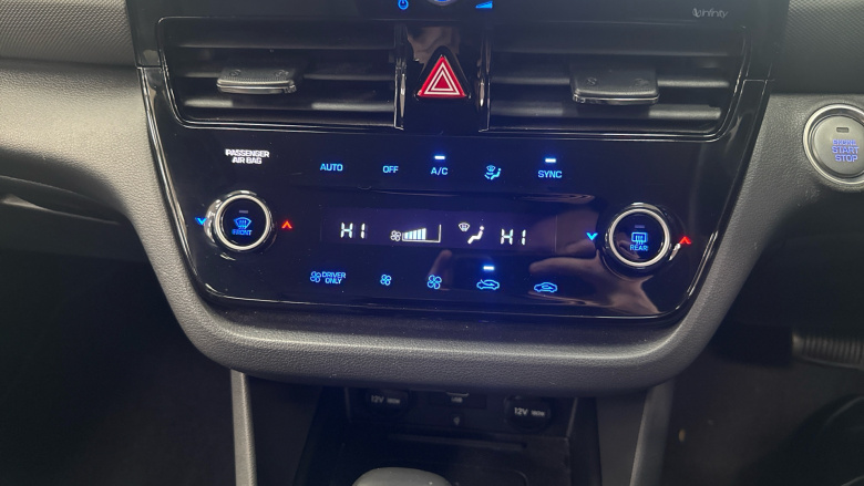 Hyundai IONIQ 1.6 GDi Hybrid Premium SE 5dr DCT Hybrid Hatchback